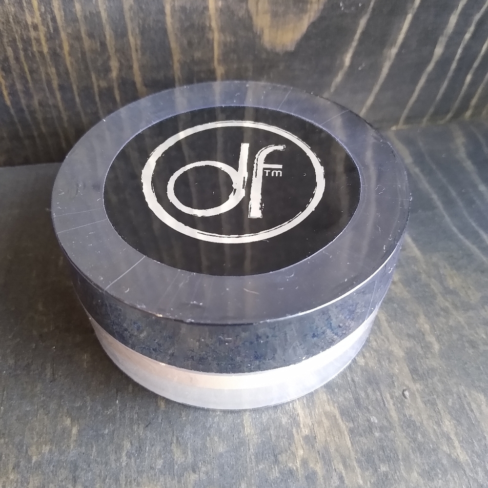 Dermaflage mineral powder foundation